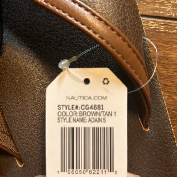 Nautica men’s Flip Flop Sandals NWT - Picture 5 of 6